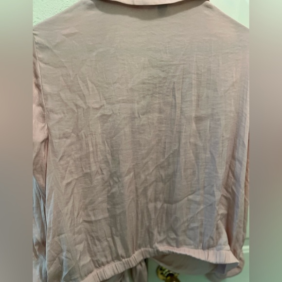 Polyester top - Picture 4 of 4